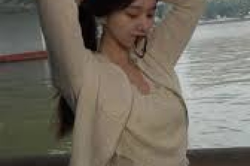 网红黄一鸣账号被封：从自曝未婚生女到遛狗冲突网红生涯大翻车
